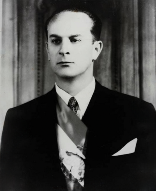 Black and white photograph of Jacobo Árbenz in the 1950s.  